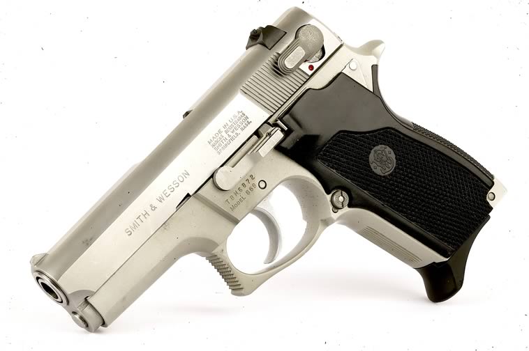 Smith_and_wesson_669