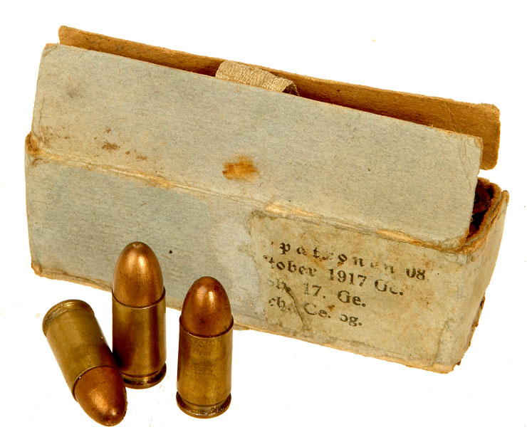 First World War German PO8 Luger 9mm ammunition.