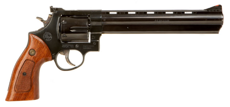taurus 44 magnum revolver. Deactivated 44 Magnum Revolver