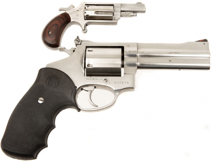 22+magnum+revolver