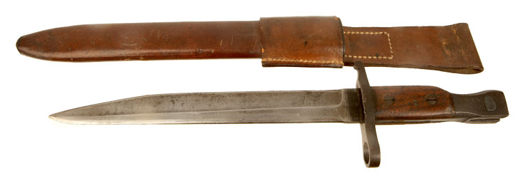 First World War issued Canadian Ross Rifle MKII Bayonet complete with brown leather scabbard with integral frog