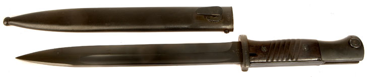 A superb WWII German K98 bayonet by F.HERDERA .SN
